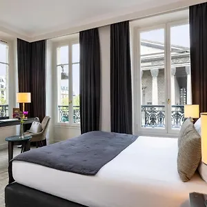 4* Hotel Madeleine Plaza